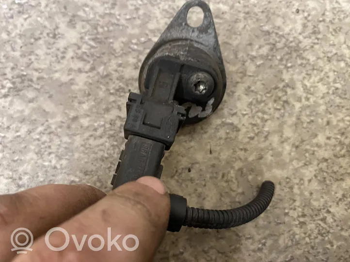 Ford Focus Czujnik położenia wału korbowego 928F6K341AF