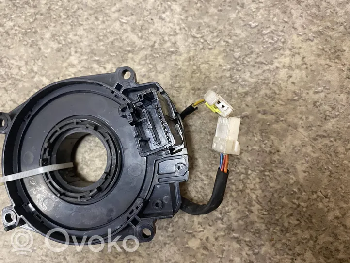 Nissan Almera Tino Lenkwinkelsensor Airbagschleifring Wickelfeder D7J0613H