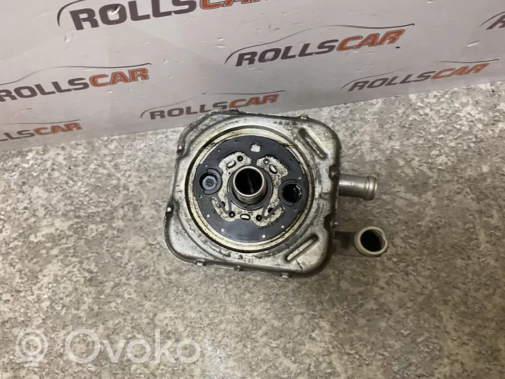 Audi A6 S6 C5 4B Eļļas filtra turētājs / dzesētājs 059117063