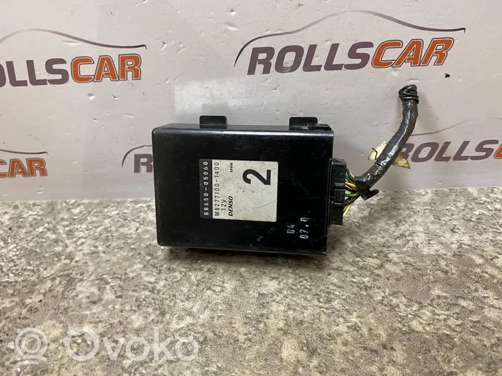 Toyota Avensis T250 Other control units/modules 8865005060