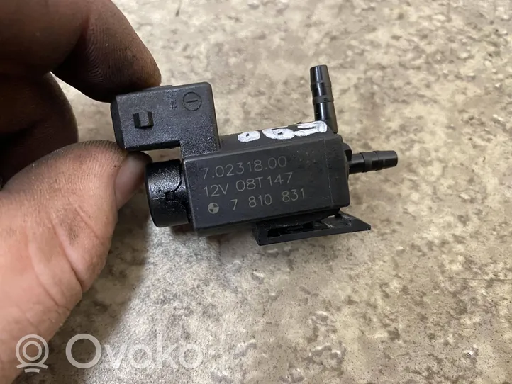 BMW 3 E90 E91 Solenoidinis vožtuvas 70231800