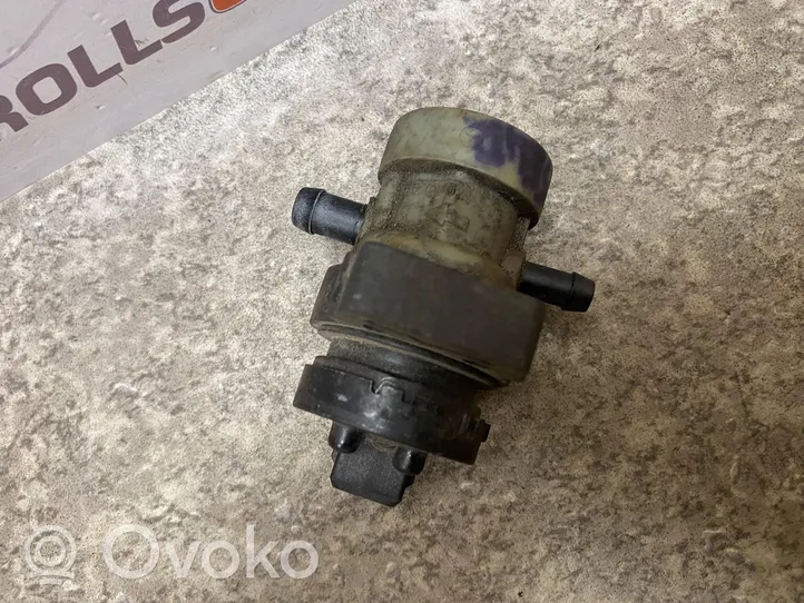 Mercedes-Benz C W202 Turboahtimen magneettiventtiili 0004701993