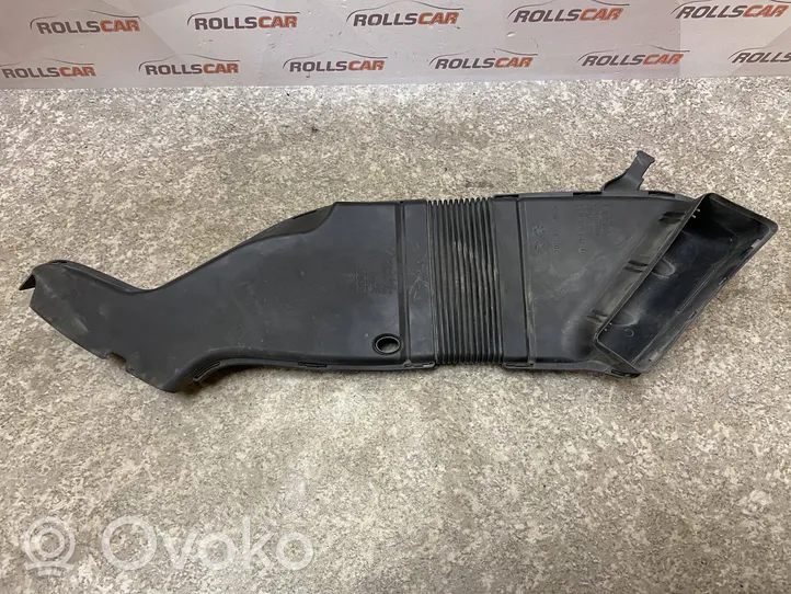 Audi A4 S4 B6 8E 8H Część rury dolotu powietrza 8E0129618D