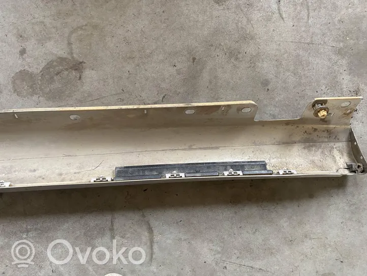 Mercedes-Benz E W211 Sill A2116980154