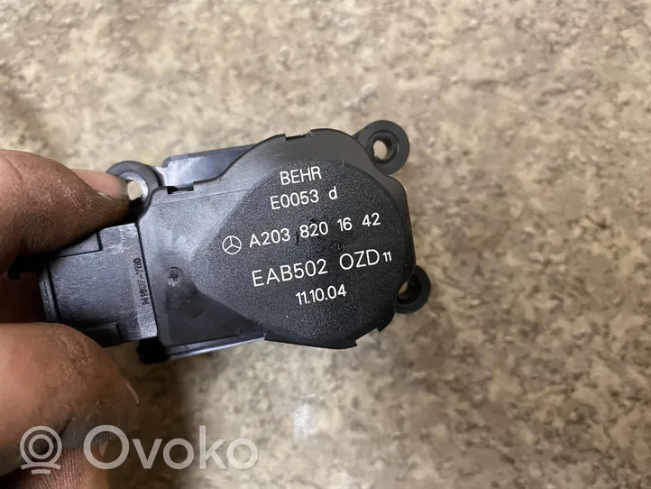 Mercedes-Benz E W211 Air flap motor/actuator A2038201642