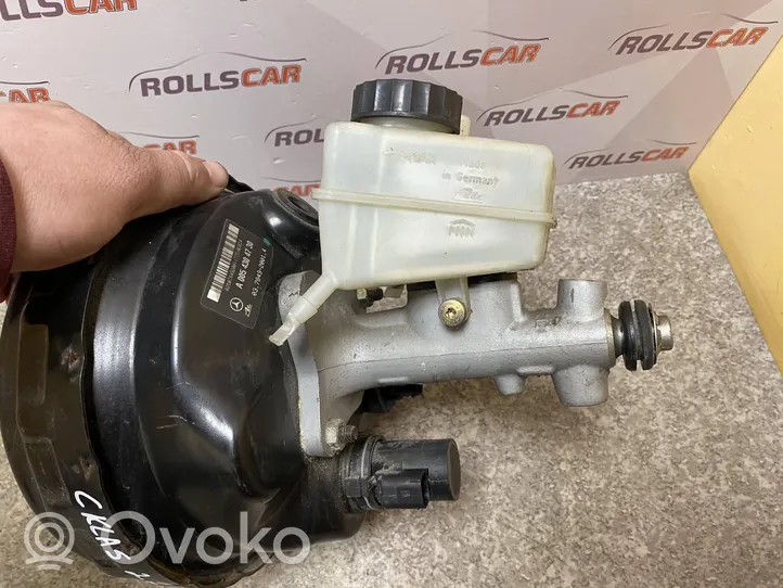 Mercedes-Benz C W203 Brake booster A0054304730