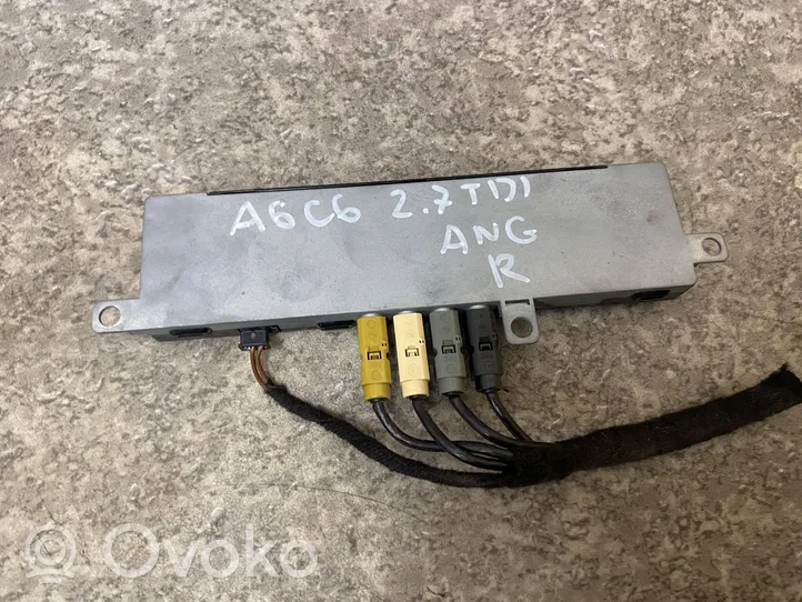 Audi A6 S6 C6 4F Antenas pastiprinātājs 4F9035225D