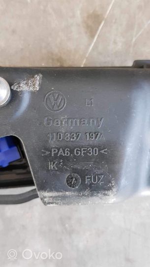 Volkswagen Touran I Takaoven kahvan kehys 1T0837197A