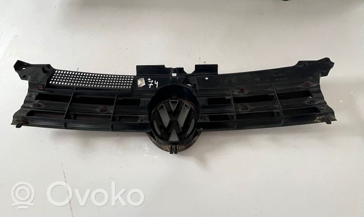 Volkswagen Golf IV Kühlergrill 1J0853655D