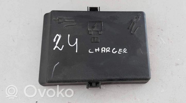 Dodge Charger Couvercle de boîtier de batterie 7171465630