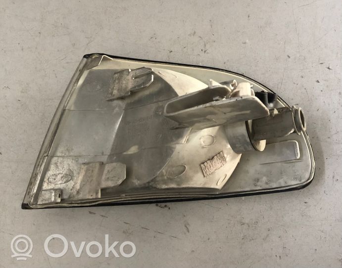 Audi A4 S4 B5 8D Etusuuntavilkku 084411514R