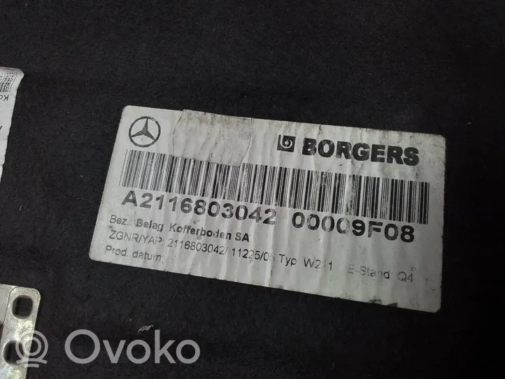 Mercedes-Benz E W211 Wykładzina podłogowa bagażnika A2116803042