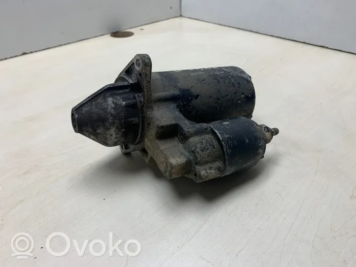 Opel Astra G Käynnistysmoottori 0001107077