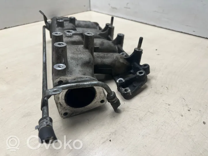 Opel Zafira B Intake manifold 55192747