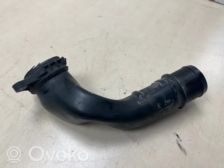 Opel Zafira B Tube d'admission de tuyau de refroidisseur intermédiaire 52407505