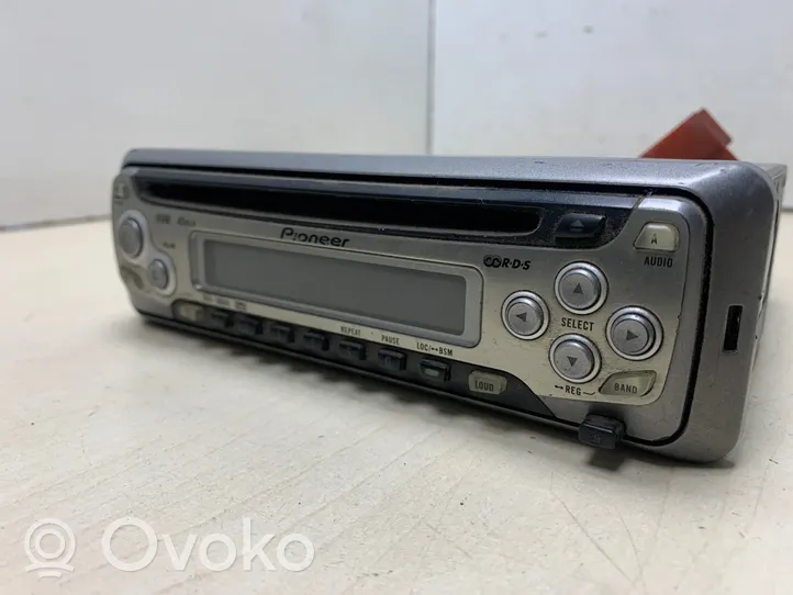 Audi 80 90 S2 B4 Radio/CD/DVD/GPS-pääyksikkö DEH1600R