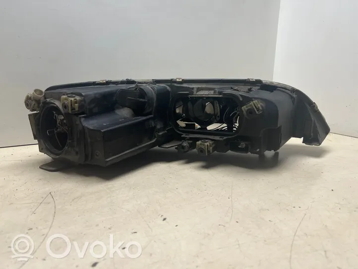 Mazda 6 Lampa przednia f014002482