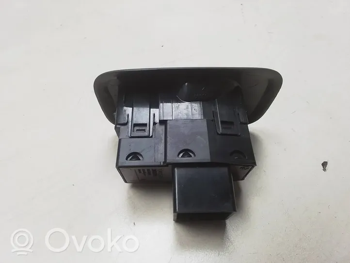 Volvo S80 Electric window control switch 30658696