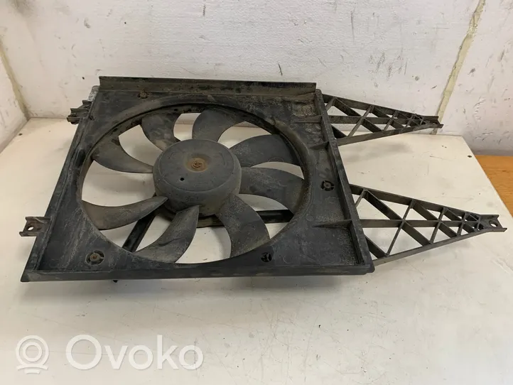 Volkswagen Polo Radiator cooling fan shroud 6Q0121207H