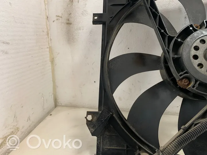 Volkswagen Polo Radiator cooling fan shroud 6Q0121207H