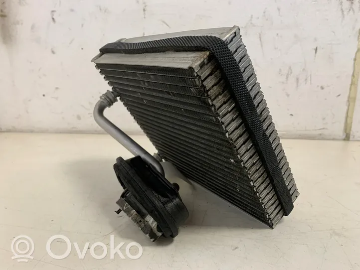 Volkswagen Touran I Air conditioning (A/C) radiator (interior) 1K0820679