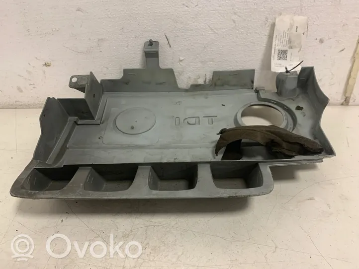 Volkswagen Touran I Engine cover (trim) TFP0