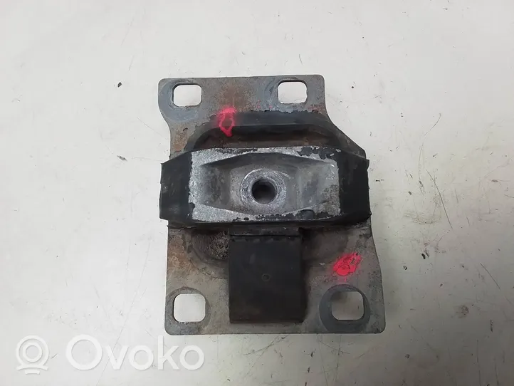 Ford Focus Engine mount bracket 