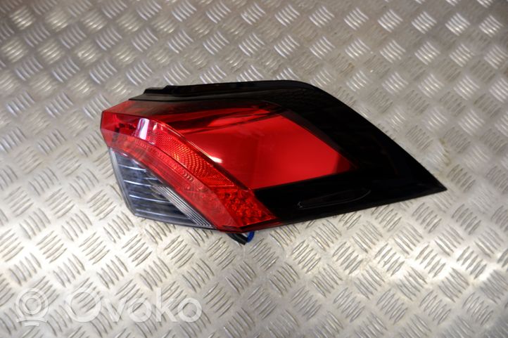 Toyota RAV 4 (XA50) Luci posteriori 8155042230