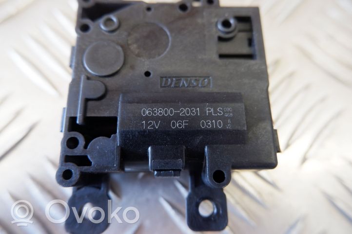 Toyota RAV 4 (XA50) Moteur actionneur de volet de climatisation 0638002031