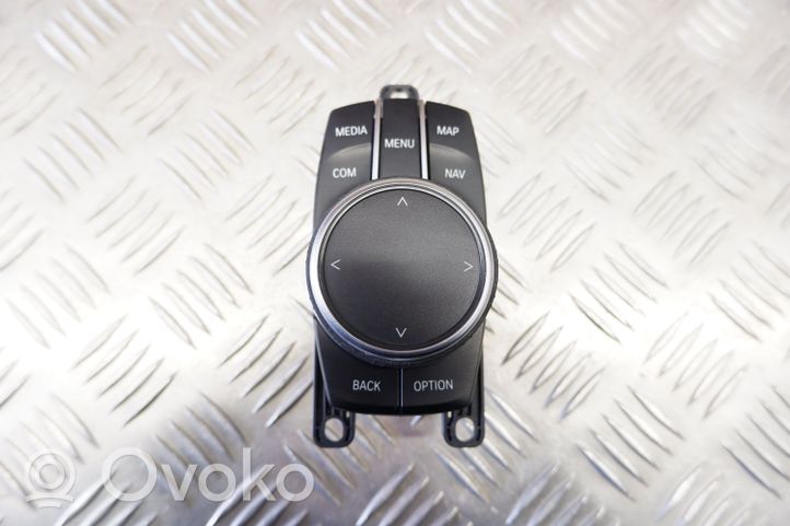 BMW 5 G30 G31 Controllo multimediale autoradio 6844224