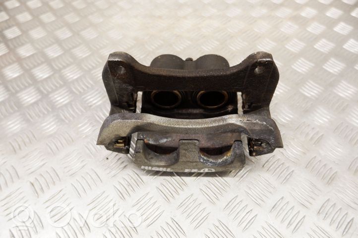 Toyota Highlander XU70 Caliper de freno delantero 4775048190