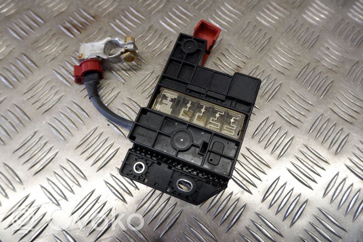 Lexus GS 250 350 300H 450H Module de fusibles 8282130840