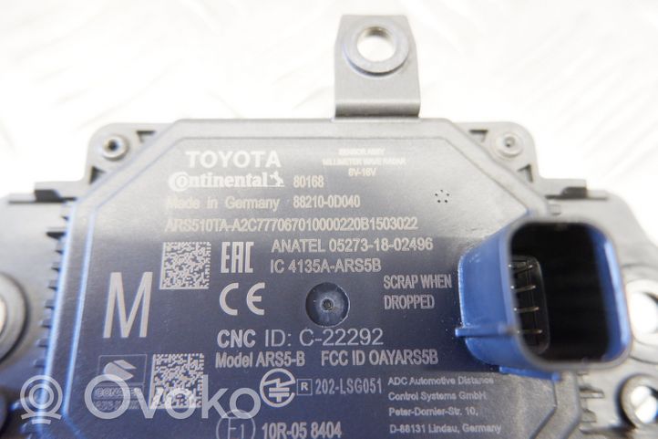 Toyota Yaris XP210 Distronic-anturi, tutka 882100D040