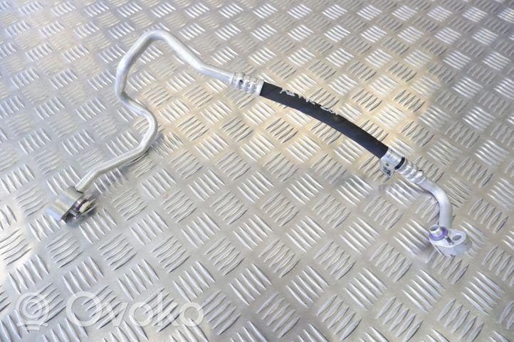 BMW X1 F48 F49 Air conditioning (A/C) pipe/hose 9869631