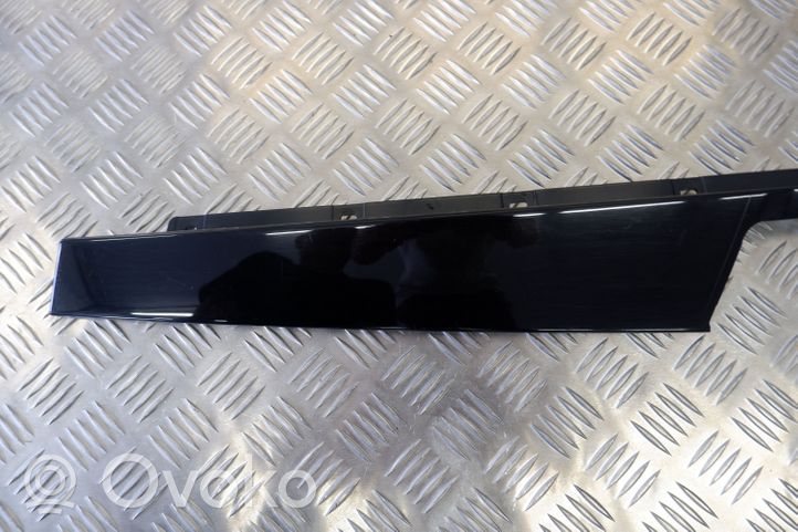 BMW X1 F48 F49 Etuoven lasin muotolista 7349652