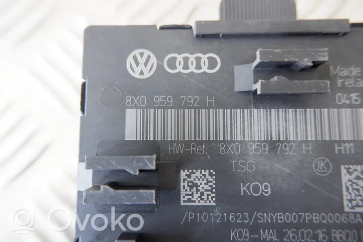 Audi Q3 8U Oven ohjainlaite/moduuli 8X0959792H