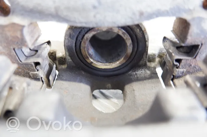 Lexus RX 330 - 350 - 400H Tylny zacisk hamulcowy 4785048050