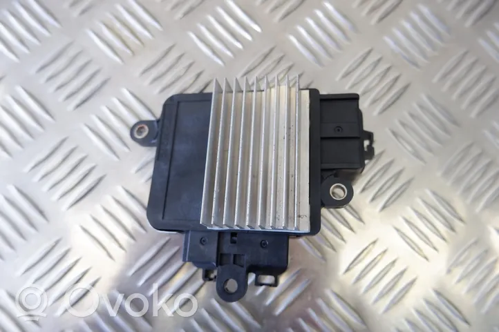 Lexus GS 300 350 430 450H Modulo di controllo ventola 8925730070