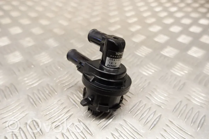 Lexus NX Pompe à eau de liquide de refroidissement 0641001301