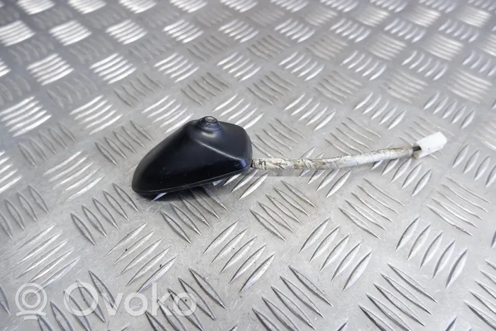 Toyota Prius (XW30) Antena radiowa 8630047060