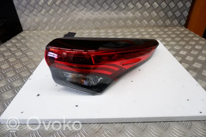 Toyota Highlander XU70 Rear/tail lights 815500E240