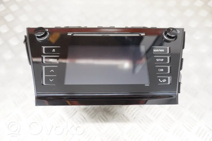 Toyota Prius+ (ZVW40) Panel / Radioodtwarzacz CD/DVD/GPS 8614047221