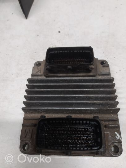 Opel Astra G Calculateur moteur ECU 8972314050