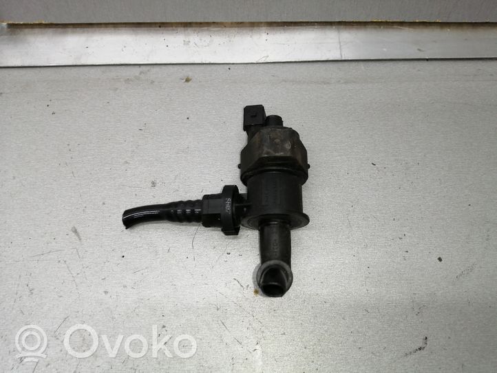 Opel Astra H Vacuum valve 13110331