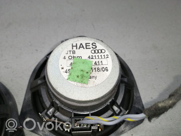 Audi A8 S8 D2 4D Haut-parleur de porte avant 4D0035411