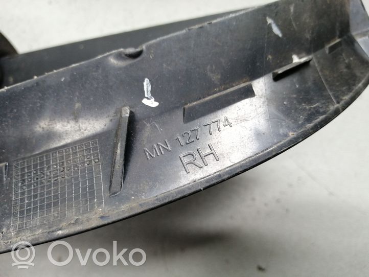 Mitsubishi Colt CZ3 Griglia superiore del radiatore paraurti anteriore MN127774