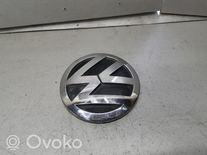 Volkswagen Touareg I Gamintojo ženkliukas/ modelio raidės 7L6853630A