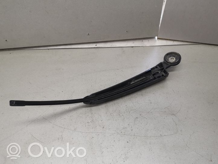 Volkswagen Touareg I Rear wiper blade arm 7L6955707