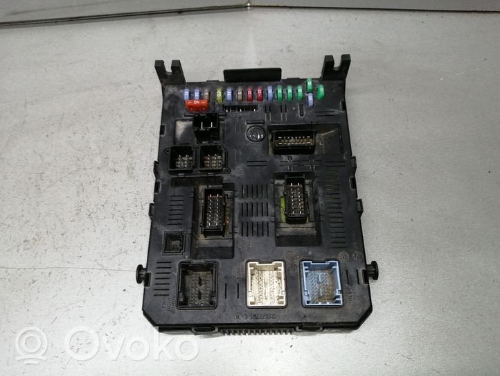 Citroen Xsara Picasso Module de fusibles 9660105780