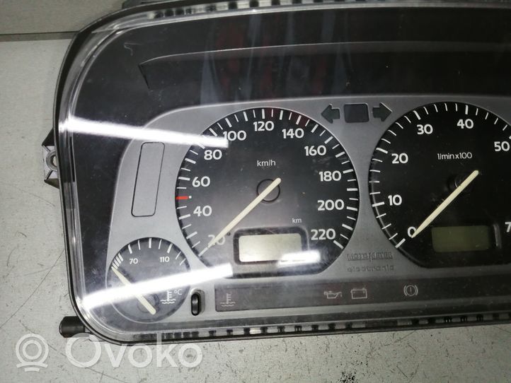 Volkswagen Vento Compteur de vitesse tableau de bord 1H5919033E